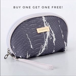 Gray Crocodile Skin Grain Cosmetic Bag